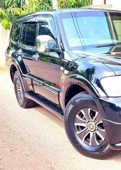 Mitsubishi Montero 2007 Registered