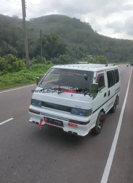 Orginal Condition Delica Van එකක් පදින්න ගන්න කොල්ලෙක්ට සුපිරියක් photo 5 in Ruwanwella, Kegalle