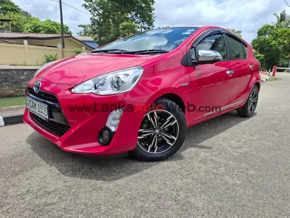 Toyota Aqua Urban Special Spec photo 3 in Mount Lavinia, Colombo