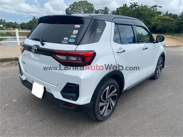 Toyota Raize Z photo 3