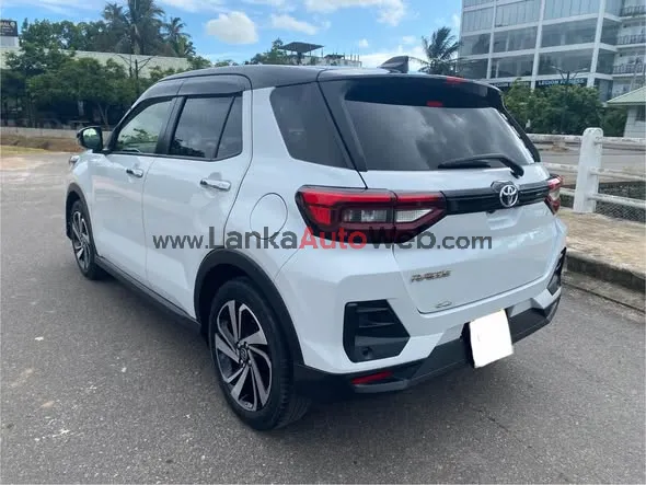 Toyota Raize Z photo 5