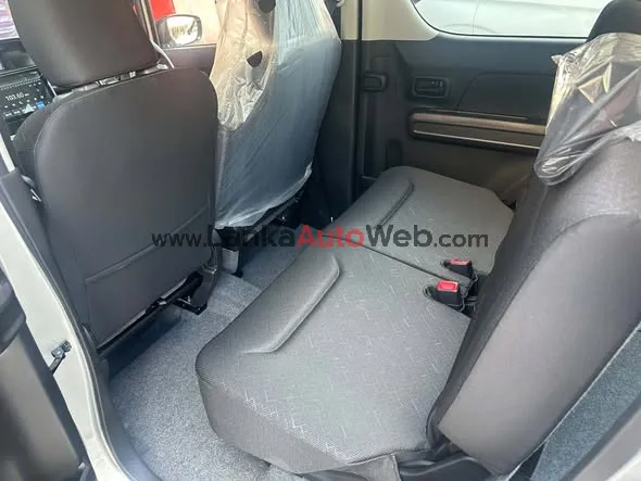 SUZUKI WAGON R ZL photo 3 in Kandy, Kandy