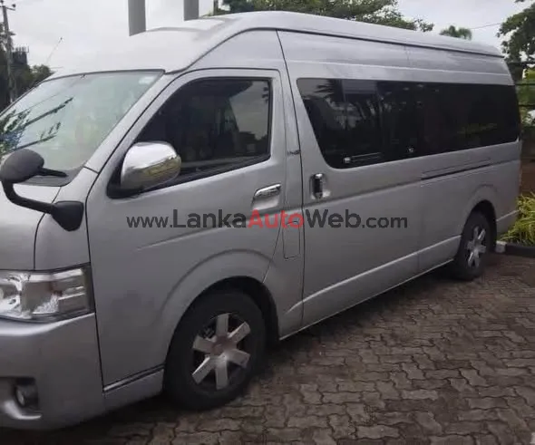 FOR SALE TOYOTA HIACE KDH 201 photo 3 in Kadawatha, Gampaha