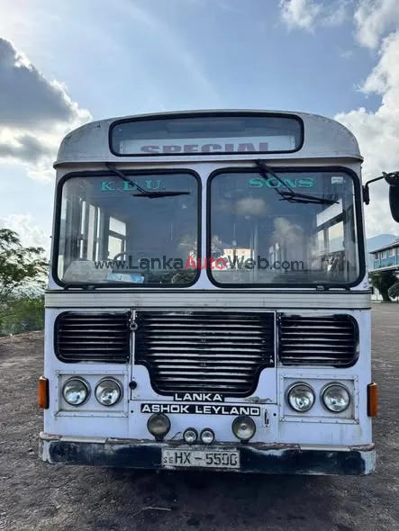 Ashok Leyland 2004 photo 2 in Wariyapola, Kurunegala