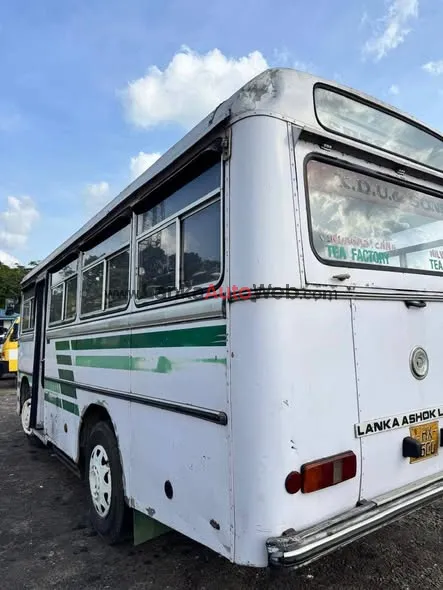 Ashok Leyland 2004 photo 4 in Wariyapola, Kurunegala