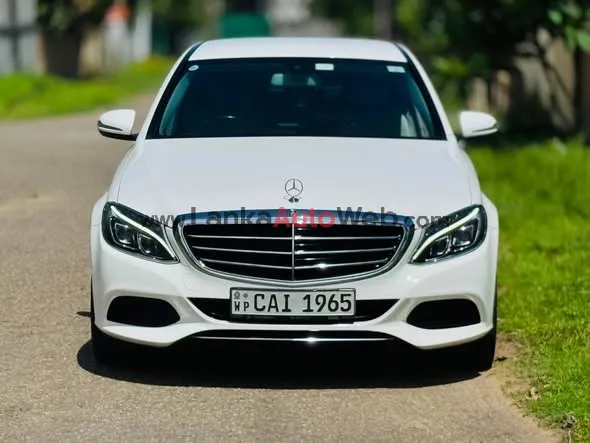 Mercedes Benz C180 2015/2015 LKR16,995,000/ photo 4 in Panadura, Kalutara