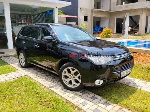 Mitsubishi outlander PHEV 2013 photo 5