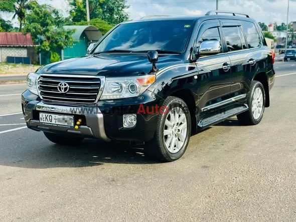 Toyota V8 අතට-59.75 photo 1 in Colombo 1, Colombo