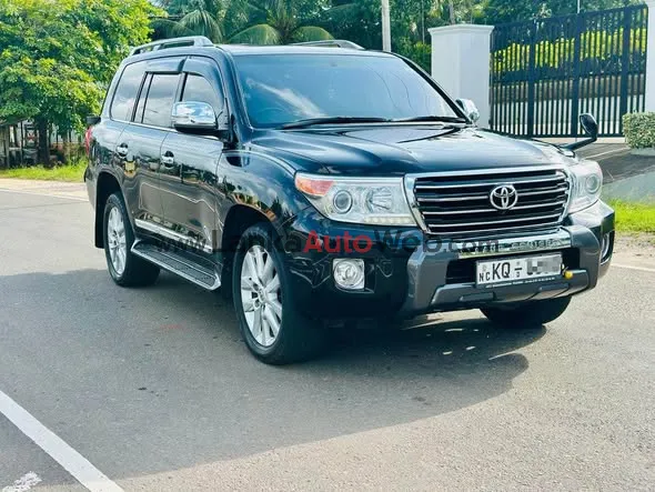 Toyota V8 අතට-59.75 photo 4 in Colombo 1, Colombo