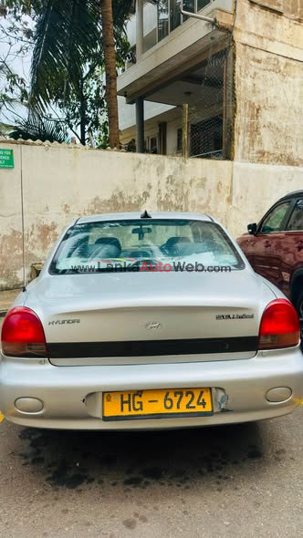 Hyundai Sonata 2001