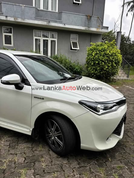 Toyota Axio - 2016 ( 2 nd Owner )