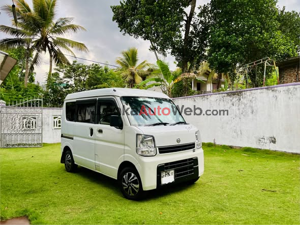 Nissan clipper 