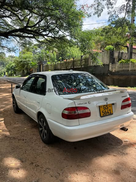 Toyota Corolla EE111