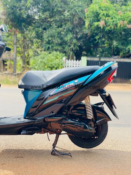 මූලික ගෙවීම = 65 000 /= පමණයි. ෆිනෑන්ස් පහසුකම් සලසා දිය හැක