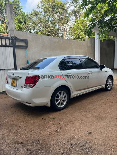 TOYOTA AXIO G GRADE 2015 (HYBRID)