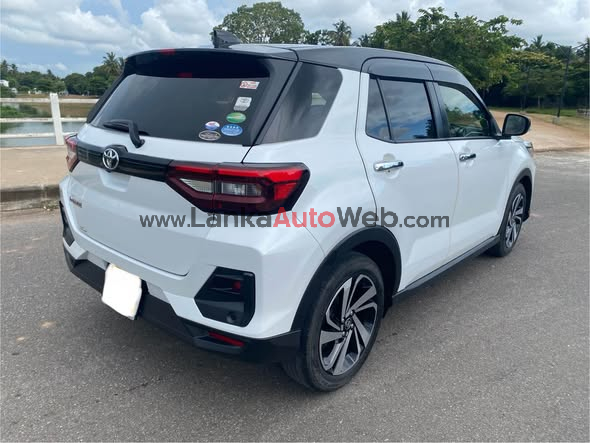 Toyota Raize Z 