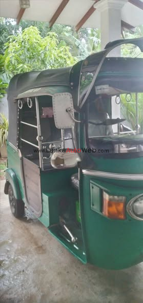අවුරුදු 8ම මගේ ලග,විදේශගතවෙලා සිටි නිසා නිතර පාවිච්චියට ගත් එකක් නොවේ