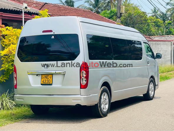 Joylong  HKL 6600 RCV  High Roof  2015/2015 LKR 9,385,000/-