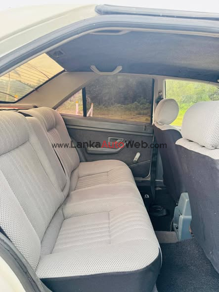 Peugeot 405 