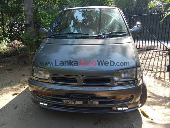 Nissan Serena 57-XXXX.