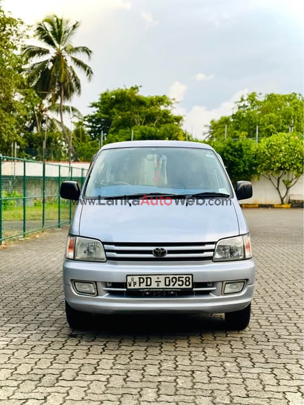 Toyota Noah CR40 Turbo 