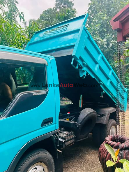 Mazda tipper Japan 