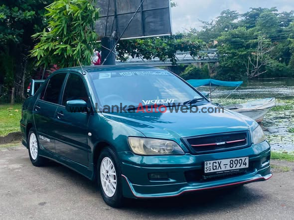 Mitsubishi Lancer CS3  2001/2002