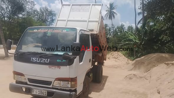 ඉසුසු 01 කියුබ් ටිපර්