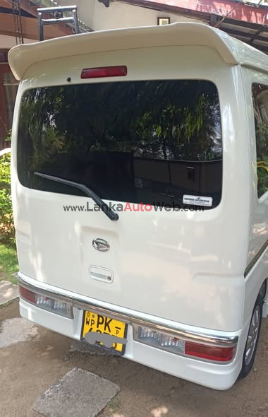  Daihatsu Atrai Wagon Turbo – Lady Used – For Sale
