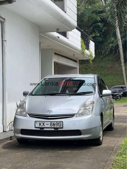 Toyota Prius 2nd Generation 
