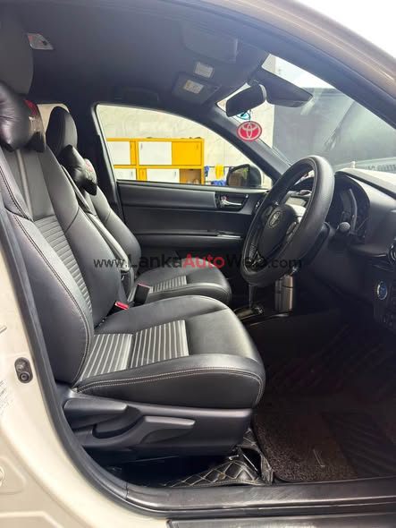 TOYOTA AXIO WXB 2019