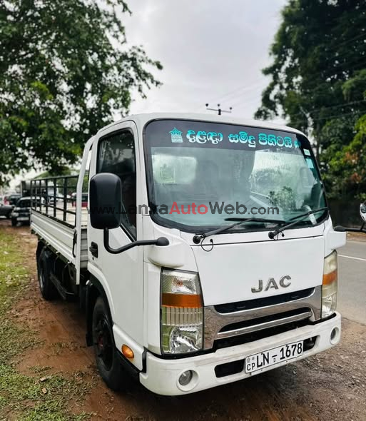 JAC 14 1/2 (2017) LM JAC 12 1/2 (2017) LN