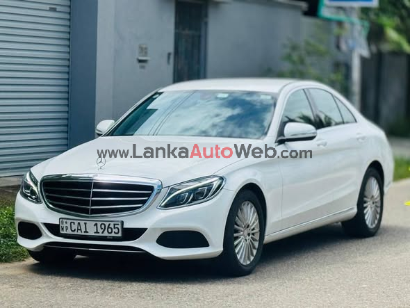 Mercedes Benz C180  2015/2015 LKR16,995,000/