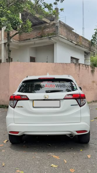 HONDA VEZEL 2014 Z GRADE - TOP GRADE