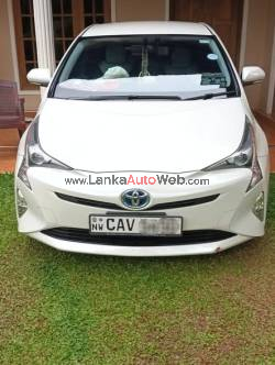 Toyota Prius 4th Generation 2016/2017