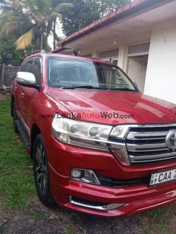 Toyota Land Cruiser – විකිණීමට