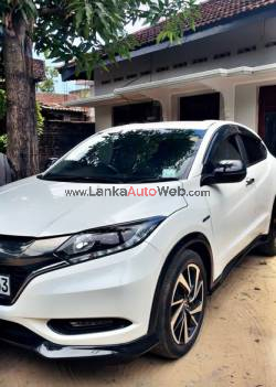 HONDA VEZEL RS SENSING – FOR SALE
