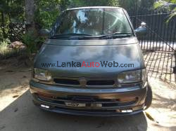 Nissan Serena 57-XXXX.