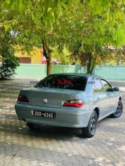 Peugeot 406 D8