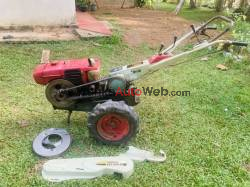 මඩ වීල් දෙක සහ රොටරිය සමග ට්‍රැක්ටරය විකිනීමට.ට්‍රැක්ටරය ඉතාම හොඳ තත්වයේ පවතී.මිල ගනන් සාකච්චා කරගතහැක