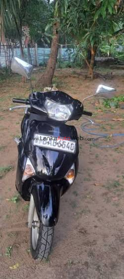 Honda Honda Lead Scooter