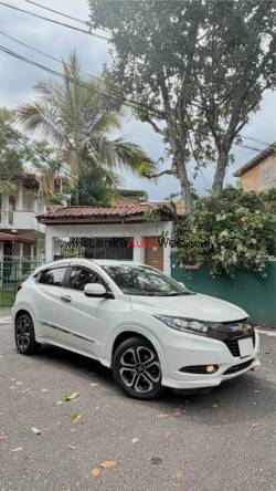 HONDA VEZEL 2014 Z GRADE - TOP GRADE